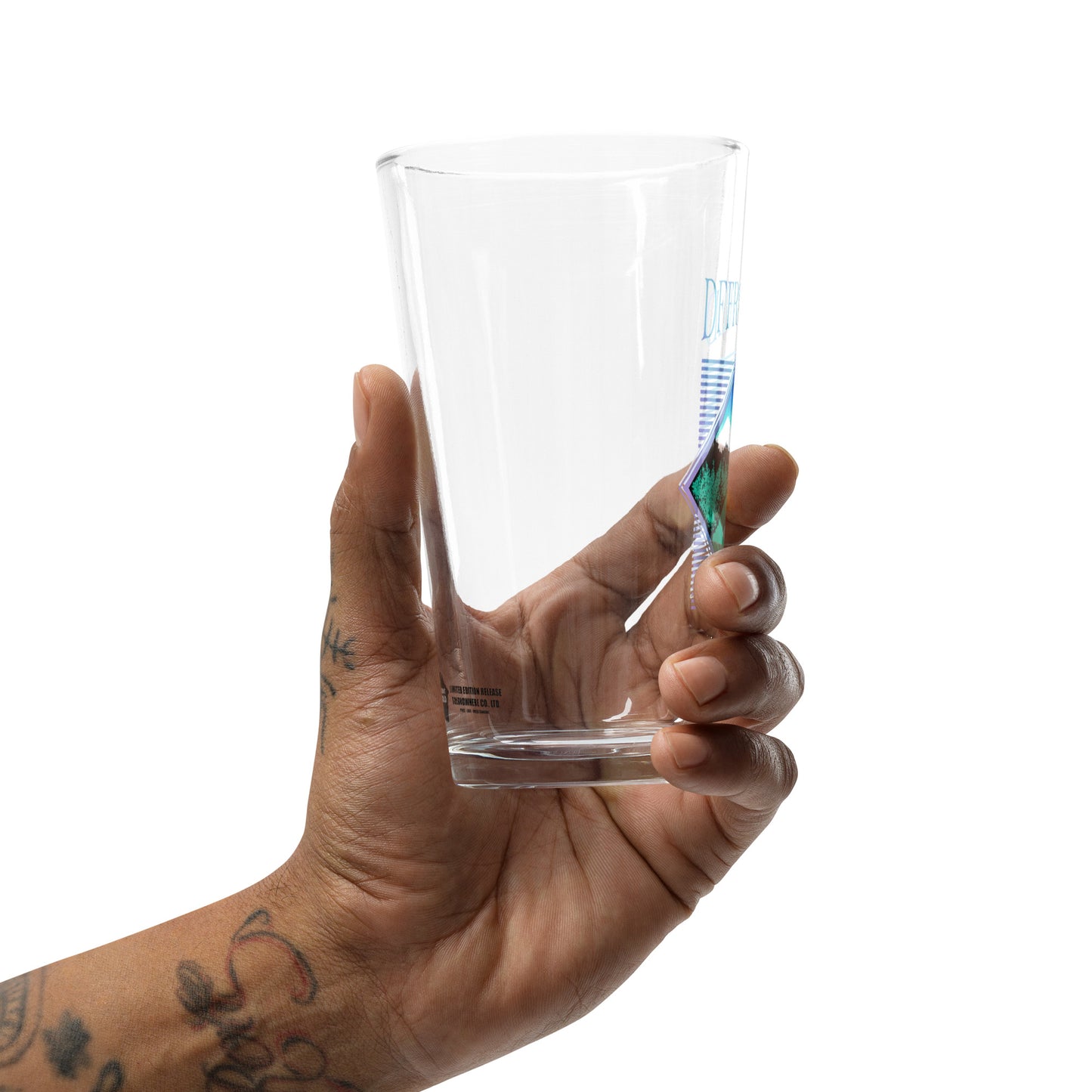 DFFRNTWRLD® Mountain Spring Water Shaker