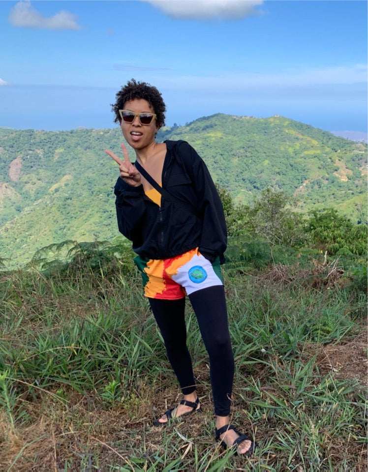 Saturday Rising Shorts – DFFRNTWRLD® | Shorts Tecnológicos Quadri-flex Reciclados