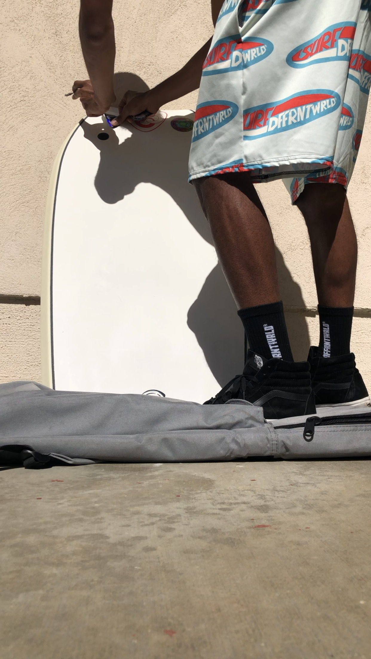 DFFRNTWRLD® Surf Shorts