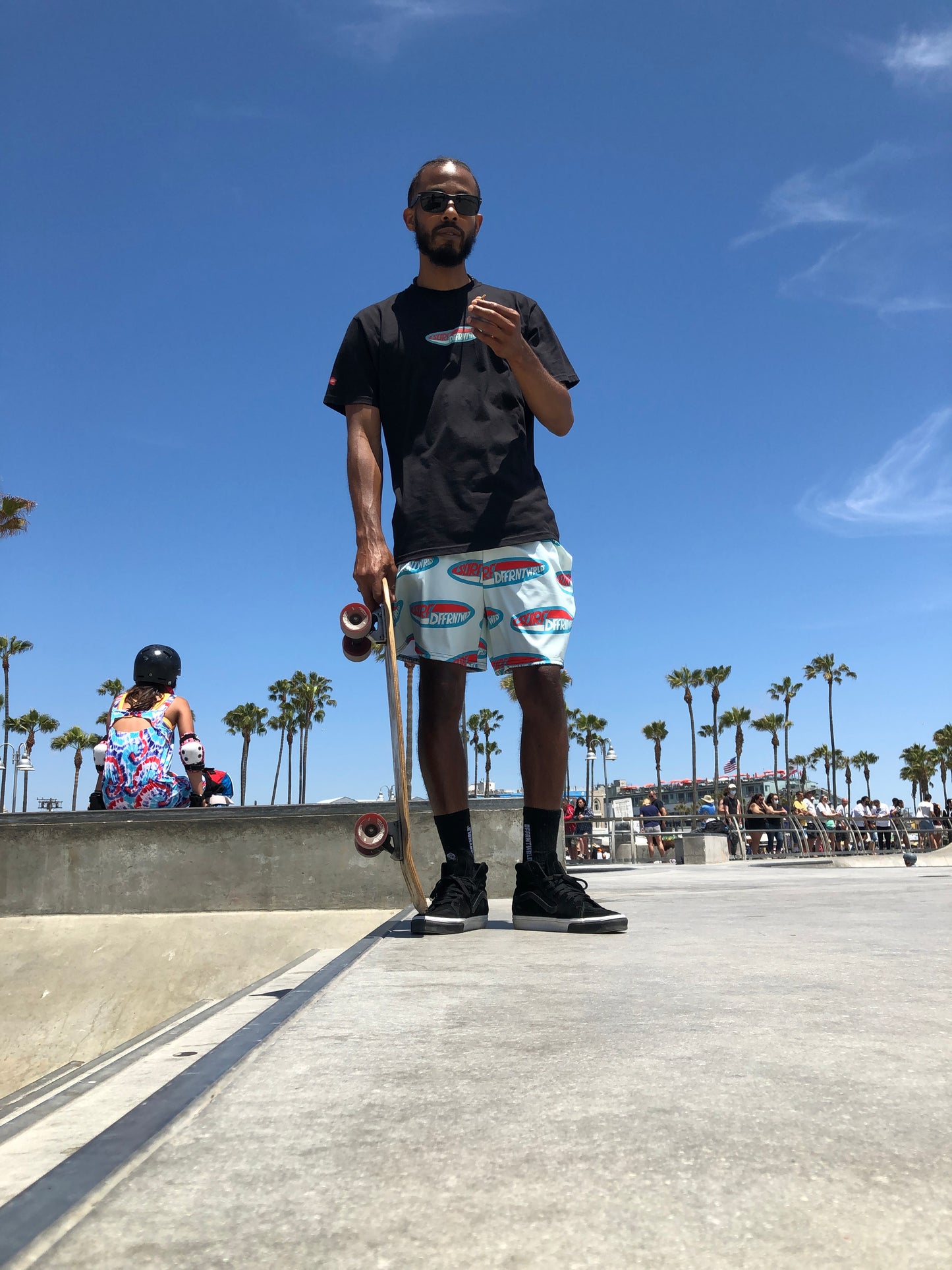 DFFRNTWRLD® Surf Shorts