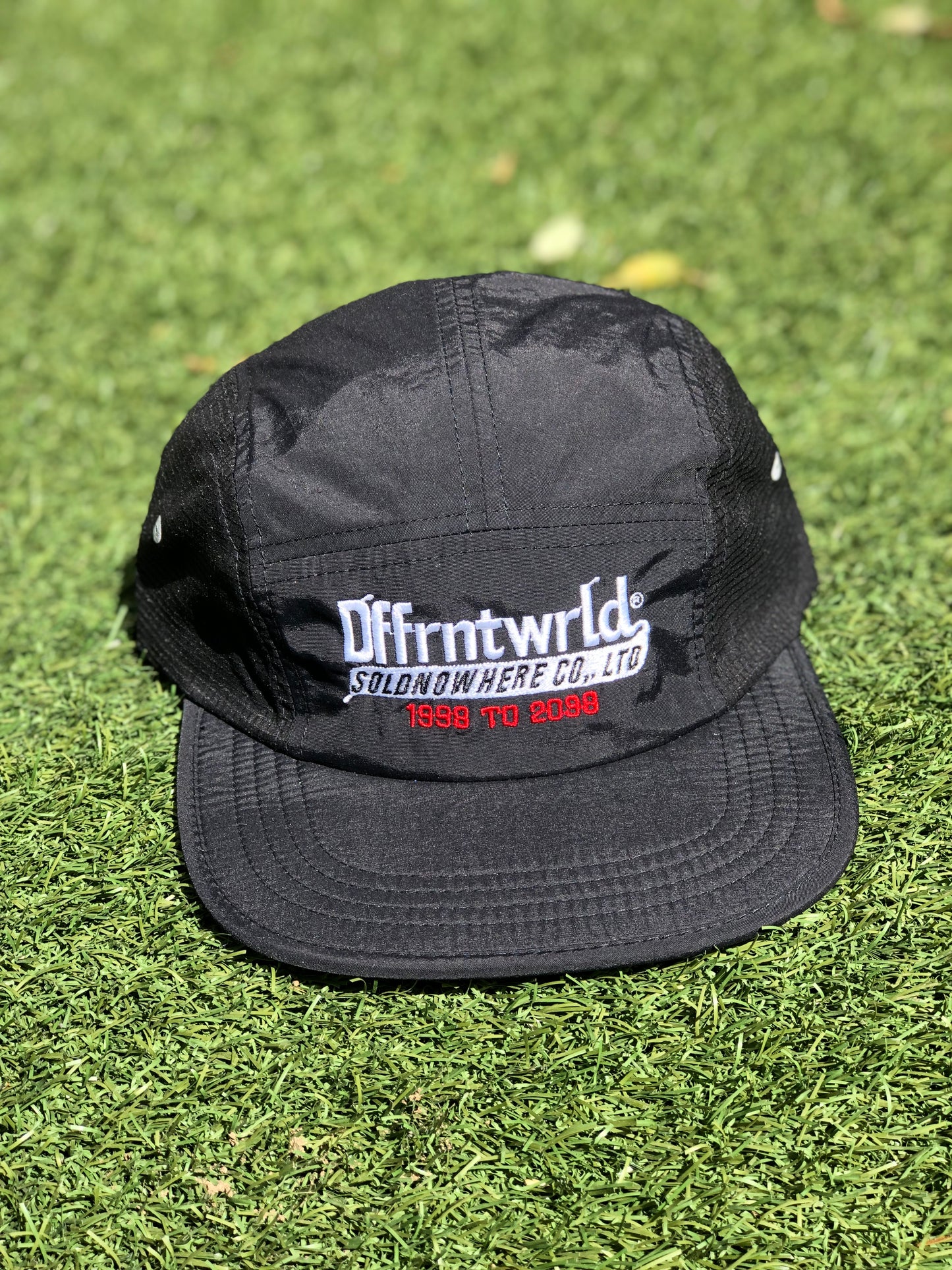 DFFRNTWRLD® Camp Cap