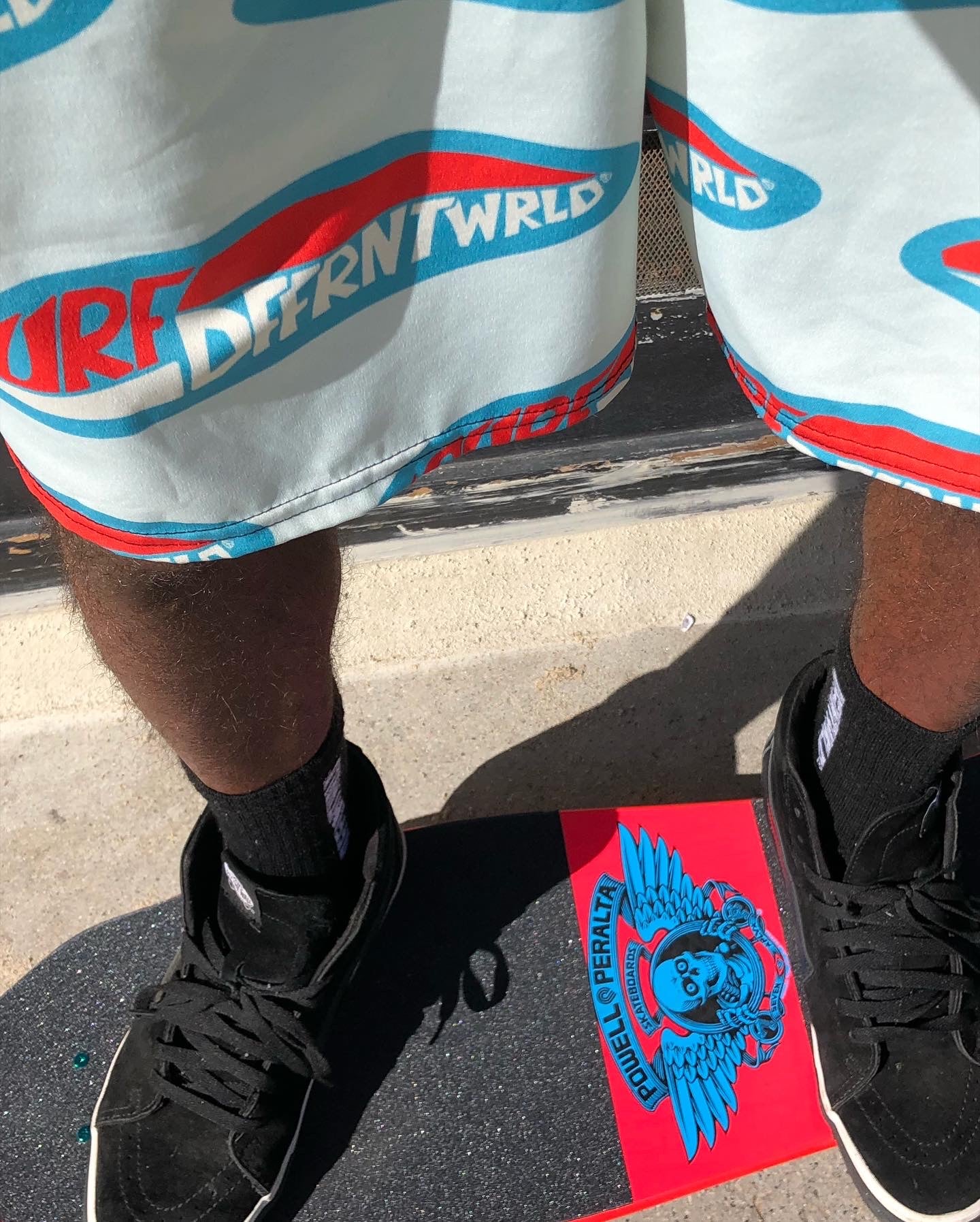 DFFRNTWRLD® Surf Shorts